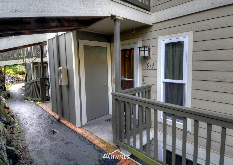 1st image of 1900 N Northgate Way #1914
