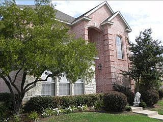 2nd image of 601 Palo Duro Dr