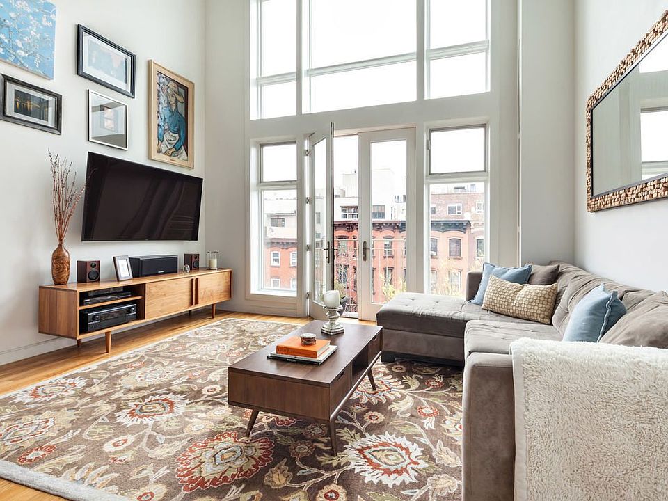 1st image of 323 Greene Ave APT 4B