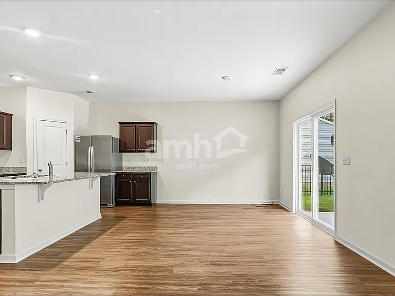 107 Orion Way — Photo 5