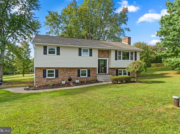 5135 Hoffmanville Rd, Millers, MD 21102