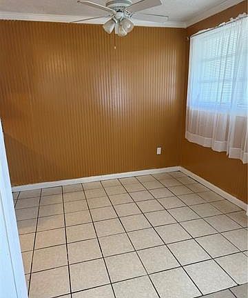 5th image of 2504 Claire Ave