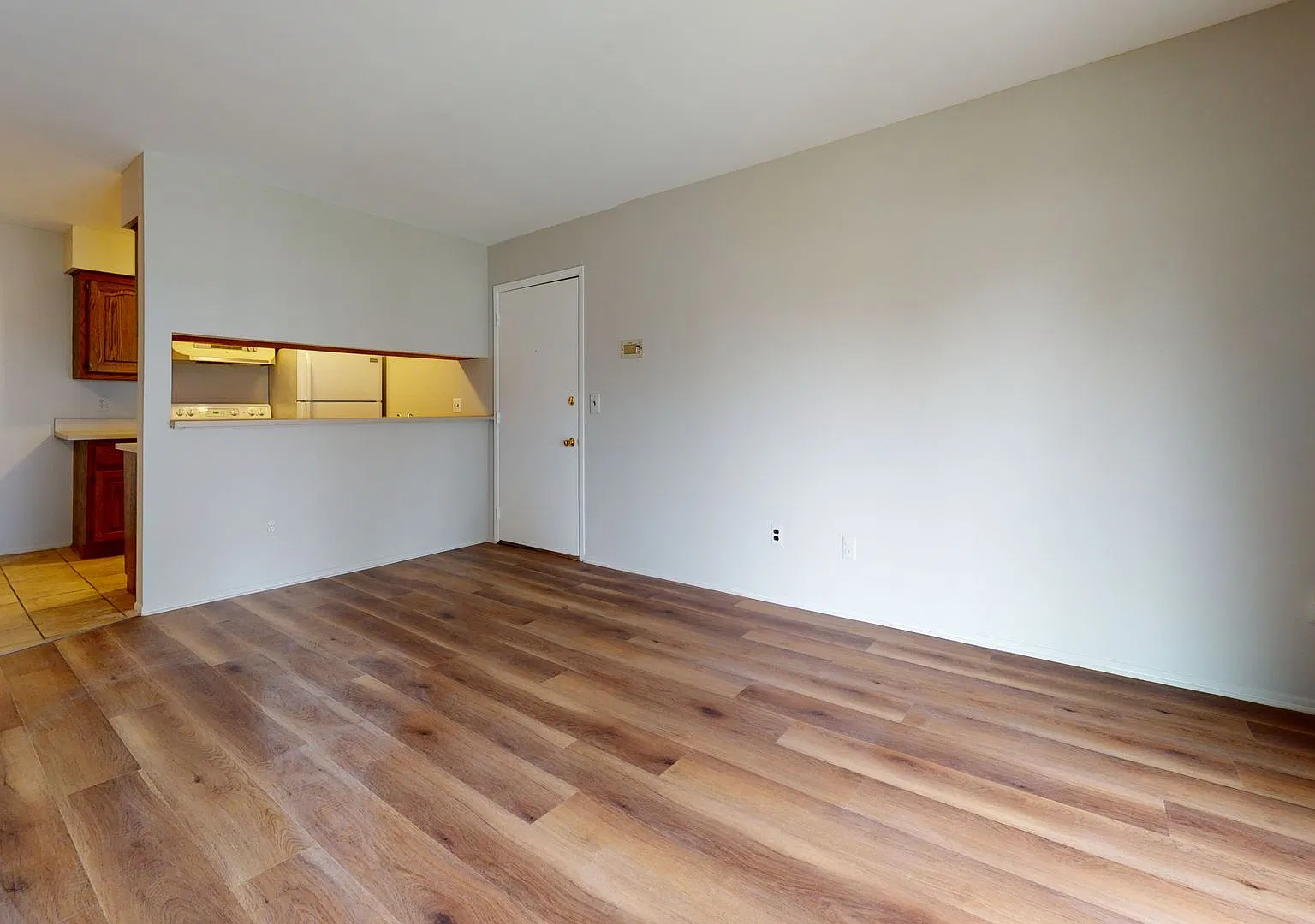 2 Bedroom Apartment for Lease in Warren-Water Included! — Photo 3