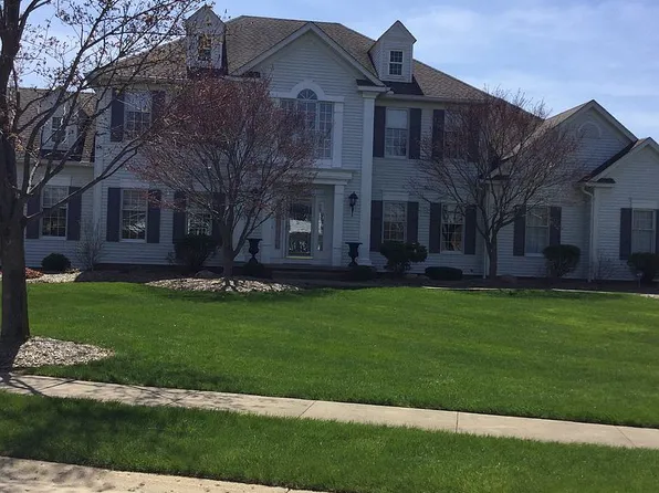 4932 Waltham Crossing Ave NW, Canton, OH 44718