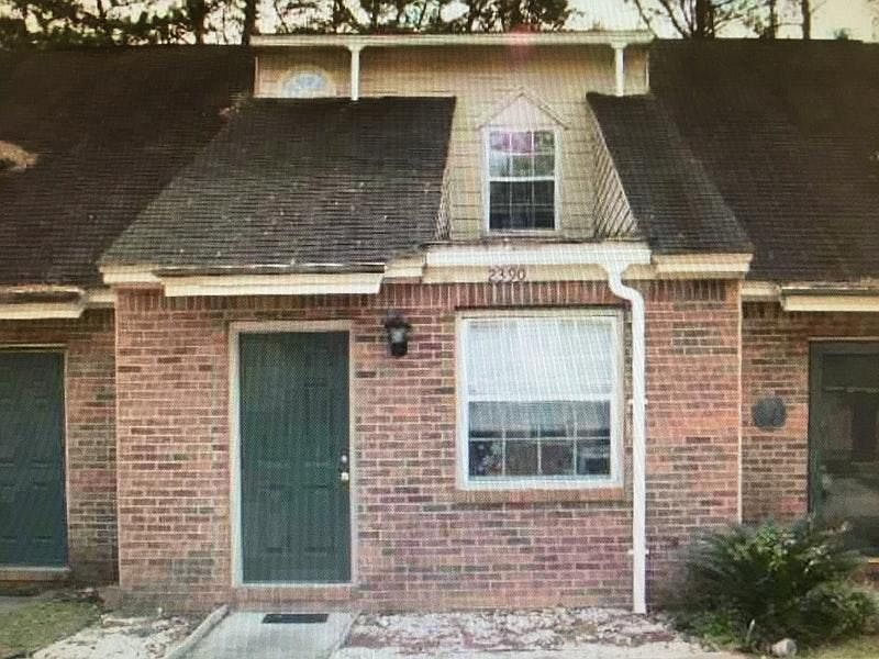 1st image of 2390 Parrot Ln