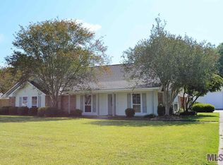 12814 Farnham Dr, Baton Rouge, LA 70818