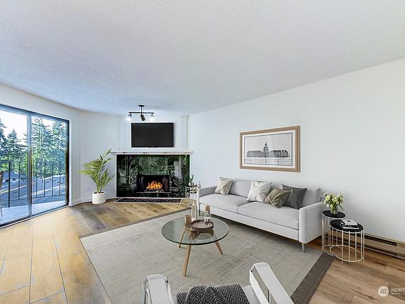 2nd image of 12744 NE 116th Ln Unit K33