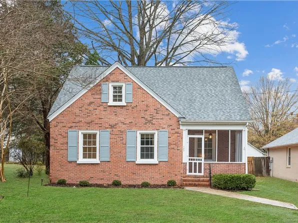 102 School Ln, Toano, VA 23168