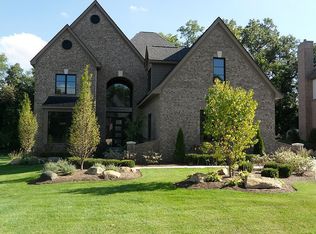 685 Elderberry Ct, Commerce Twp, MI 48390