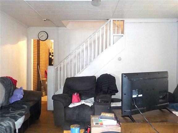 4th image of 574-576 Driving Park Ave