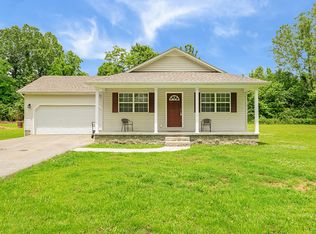 164 Old Orchard Rd, Paris, TN 38242