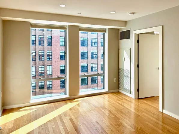 80 Broad St Unit 809, Boston, MA 02110