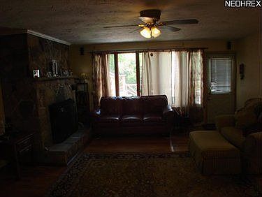 3rd image of 11818 Beachland Dr