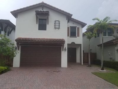 8725 NW 102nd Ct, Doral, FL, 33178