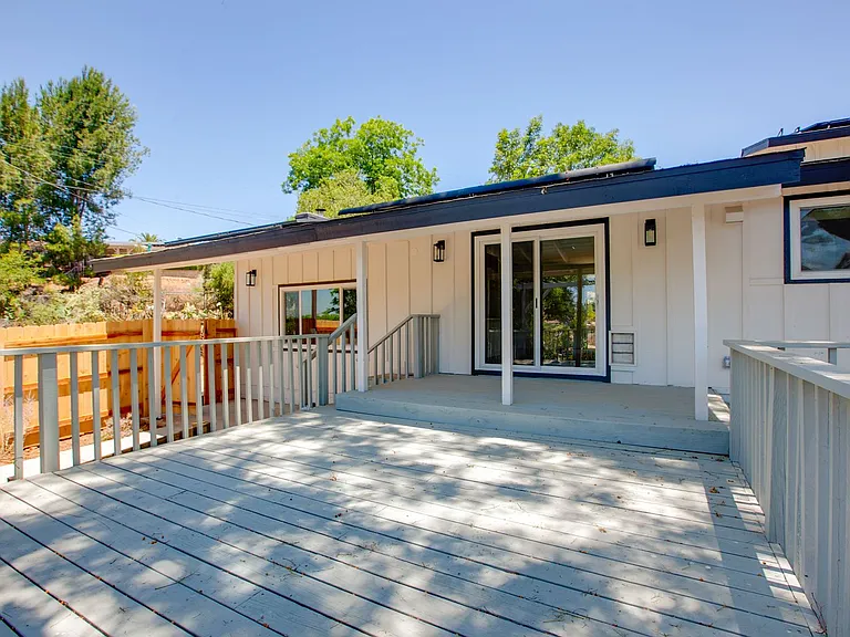 1162 Pebble Springs Ln — Photo 12