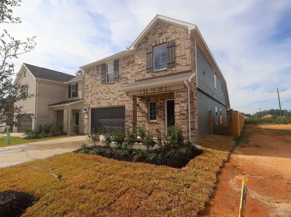 220 Hazy Pines Ln, Willis, TX 77378
