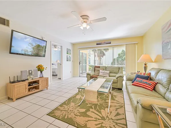 1936 Beach Pkwy APT 112, Cape Coral, FL 33904