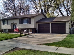 323 8th St SW, Spencer, IA 51301