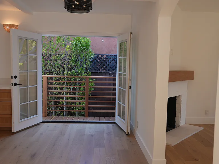 1020 N La Jolla Ave #1020 — Photo 46