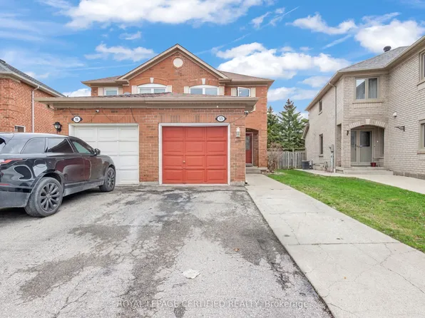 13 Mount Fuji Cres, Brampton, ON L6R 2L3