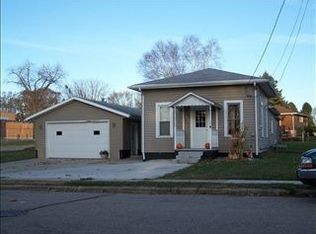 302 S East St, Albany, WI 53502
