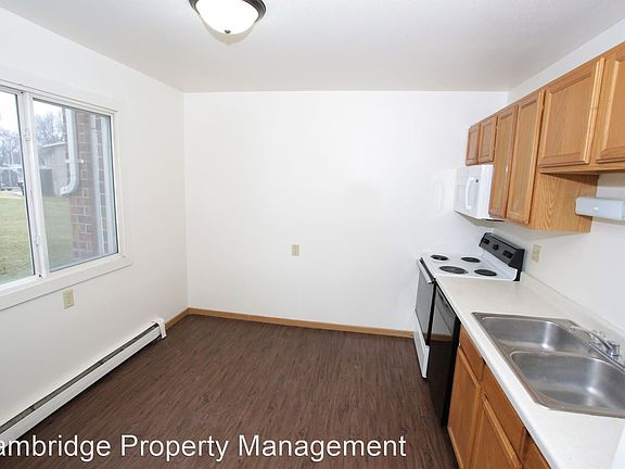 3rd image of 655 1st Ave S APT C