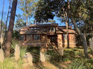6 Loomis Ferry Rd, Hilton Head Island, SC 29928