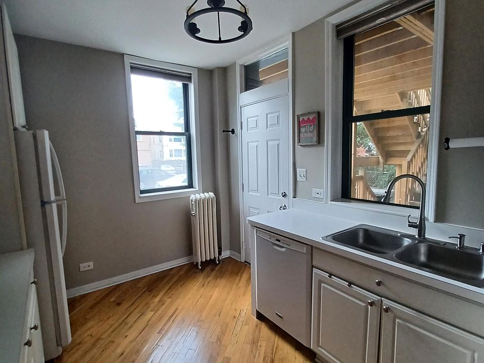 1st image of 4412 N Paulina St #1