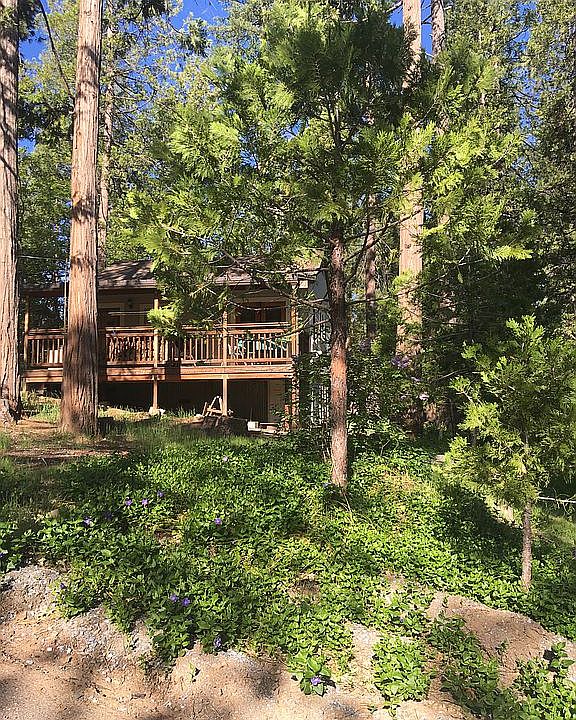 2nd image of 4906 Hillcrest Dr