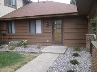 90 126th Ave NW, Minneapolis, MN 55448