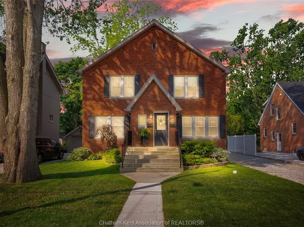 212 Elizabeth St #210, Chatham Kent, ON N7L 2Y7