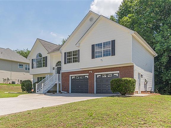5th image of 133 Four Oaks Dr