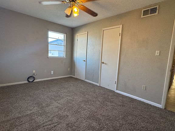 2nd image of 4304 NW Pollard Ave