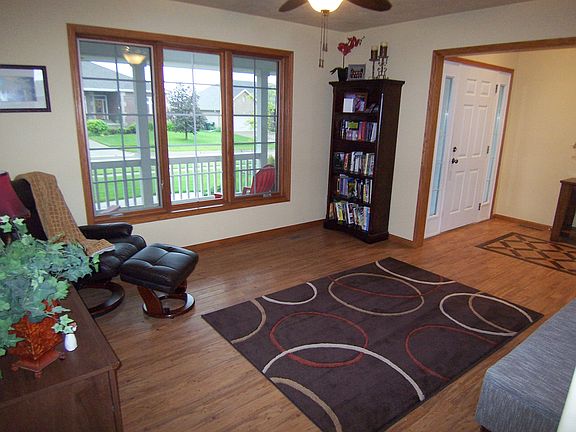 5th image of 6757 Kingswood Ct