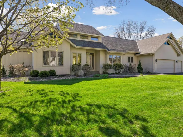 5915 Sweetwater Cir, Shorewood, MN 55331