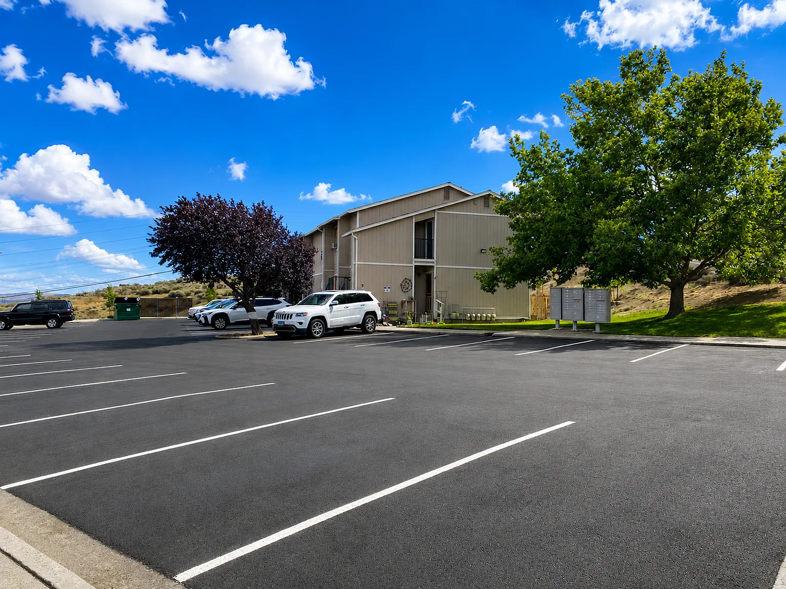 Moraine View Apartments — Photo 2
