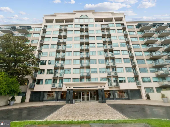 5450 Whitley Park Ter APT 604, Bethesda, MD 20814
