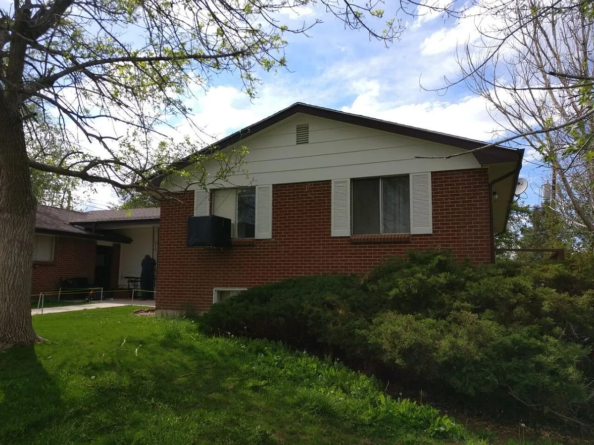 Building Photo - 11521 W 61st Pl