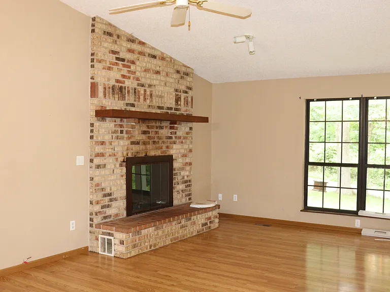 7045 Local Hillsboro Rd — Photo 3