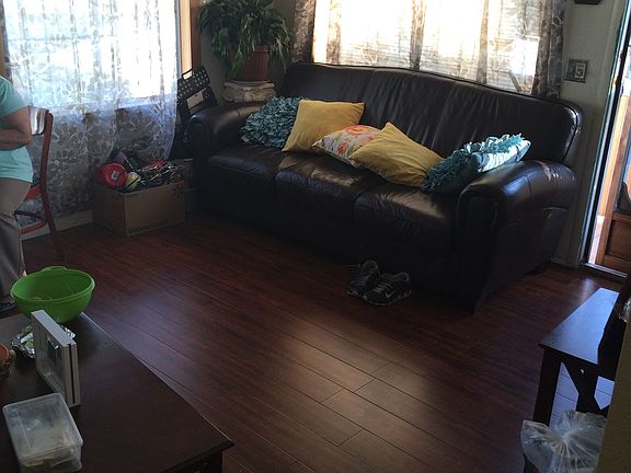 3rd image of 532 Hermitage Ct