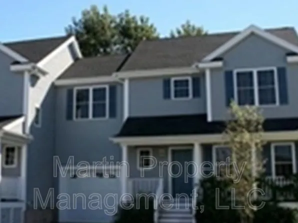 10 Blue Jay Cir #2, Wakefield, MA 01880