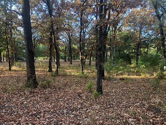 4th image of 300 Pleasant Valley Rd