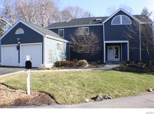 129 Rutter Dubois Ln, Irvington, NY 10533