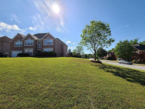 3rd image of 1546 Flagler Ct
