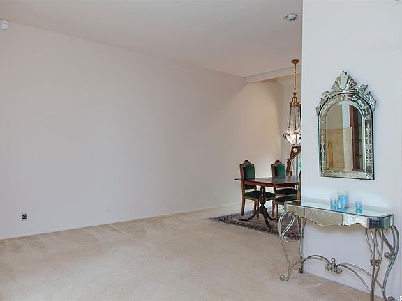 4th image of 499 W Sierra Madre Blvd APT C