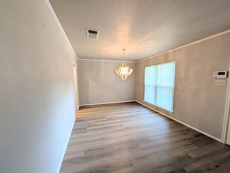 6618 Cloverbend St — Photo 8
