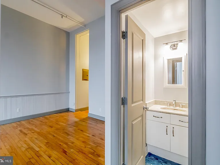 511 S Bond St #307 — Photo 15