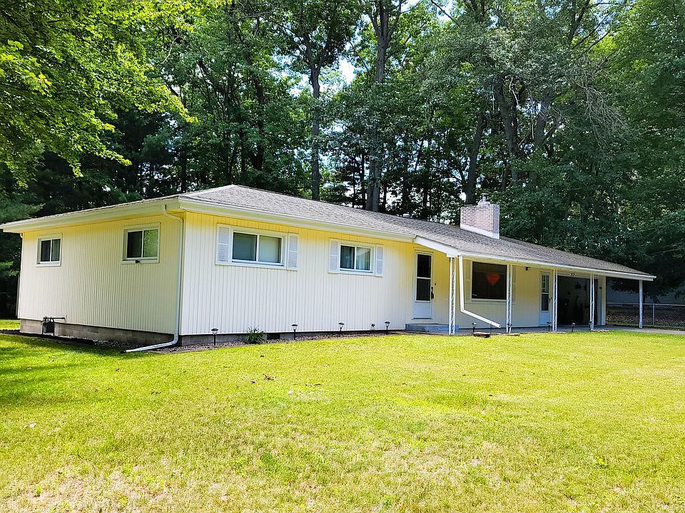 1st image of 202 Maple Grove Ave