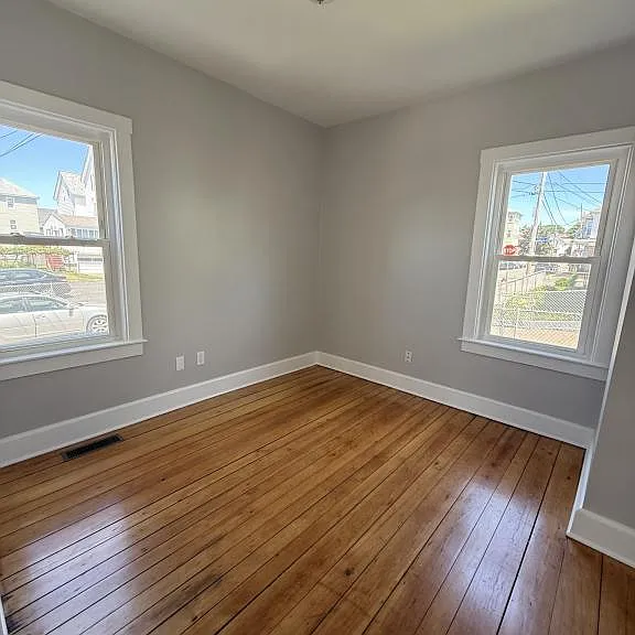 237 Orange St — Photo 6
