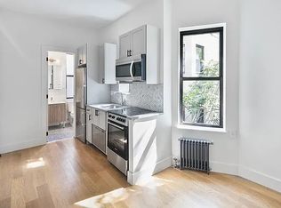 244 E 46th St APT 3C, New York, NY 10017